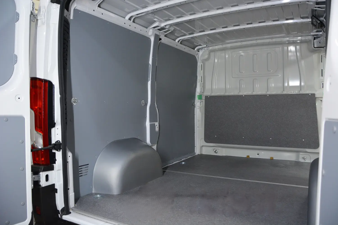 Пластикова обшивка стін фургона Movano (2022-) L1H1 (39165)